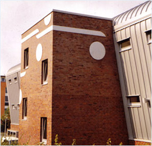 Treppenturm der neuen Sporthalle2004 Treppenturm der neuen Sporthalle 2004